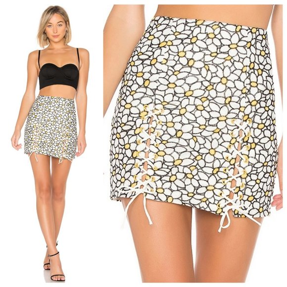 NWT NBD Revolve Daisy Embroidered Lace Up Skirt - Picture 1 of 5